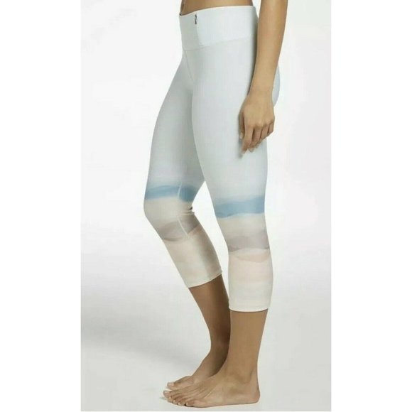 CALIA Carrie Underwood‎ Essential Tight Fit Capri Landscape Mint Green Womens S - Picture 2 of 10